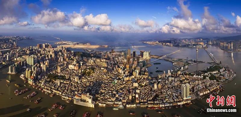 关于澳门和香港正版资料的合法性及释义、解释与落实