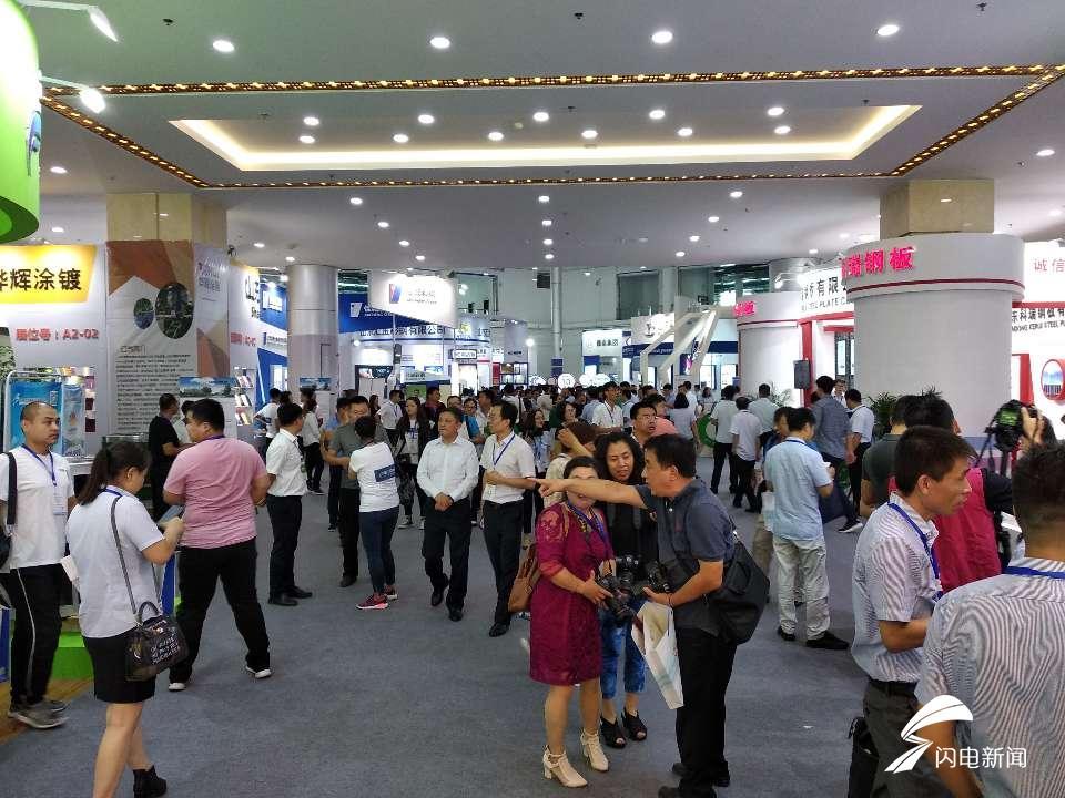 迈向2025年，正版资料免费大全的全面释义、解释与落实策略