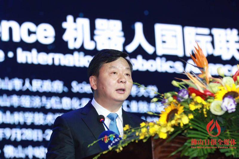 迈向2025年，正版资料免费大全的实现路径与策略详解